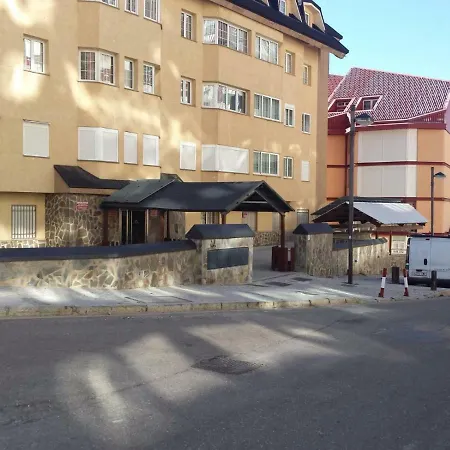 Apartamentos Sueno Nevado Con Piscina A Pie De Telesilla Sierra Nevada Exterior photo